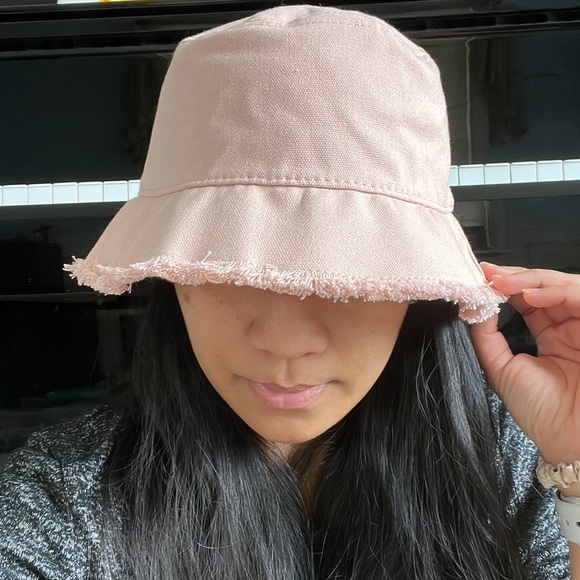 J Crew Canvas Bucket Hat With Fringe 